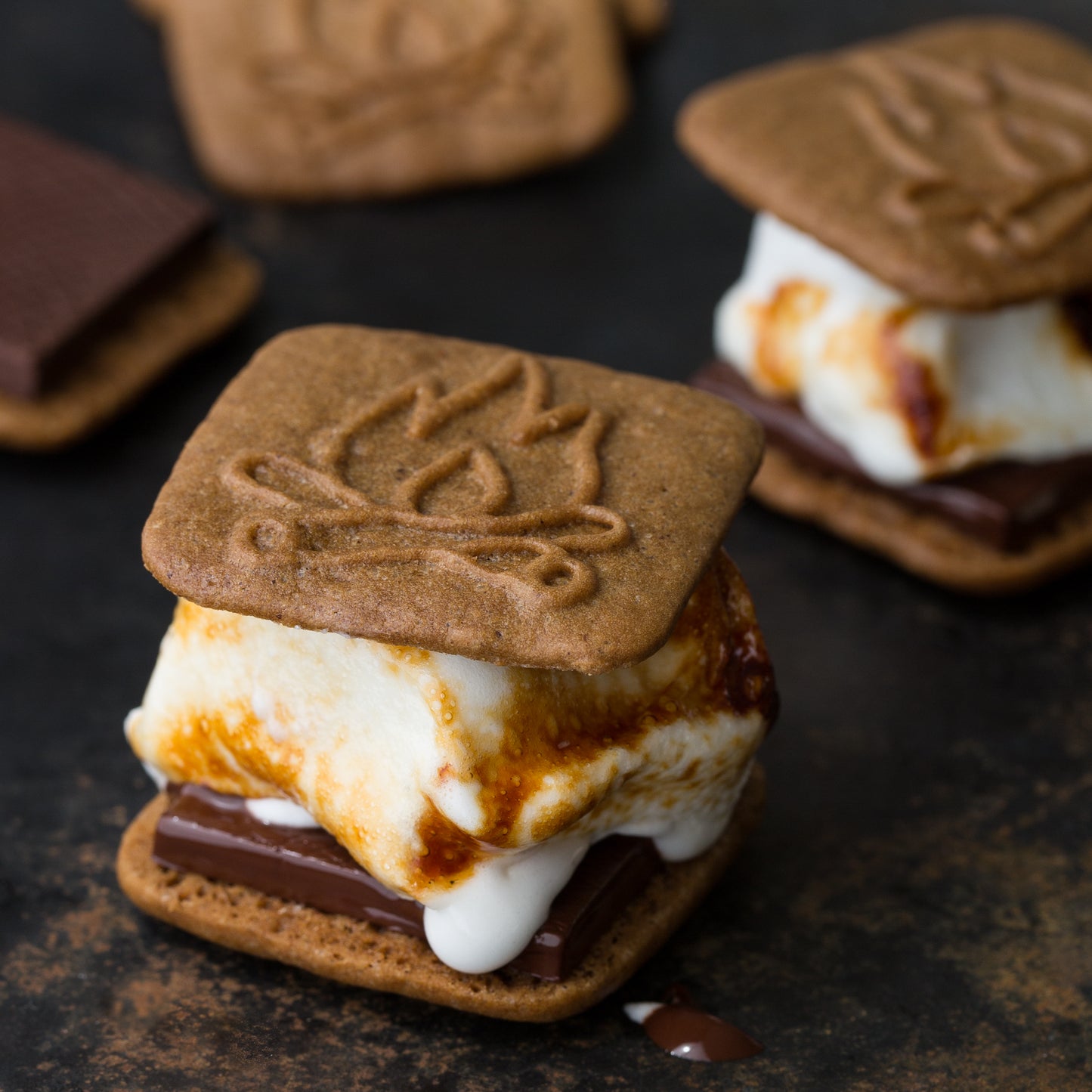 Speculoos S’mores- AVAILABLE LATE MARCH